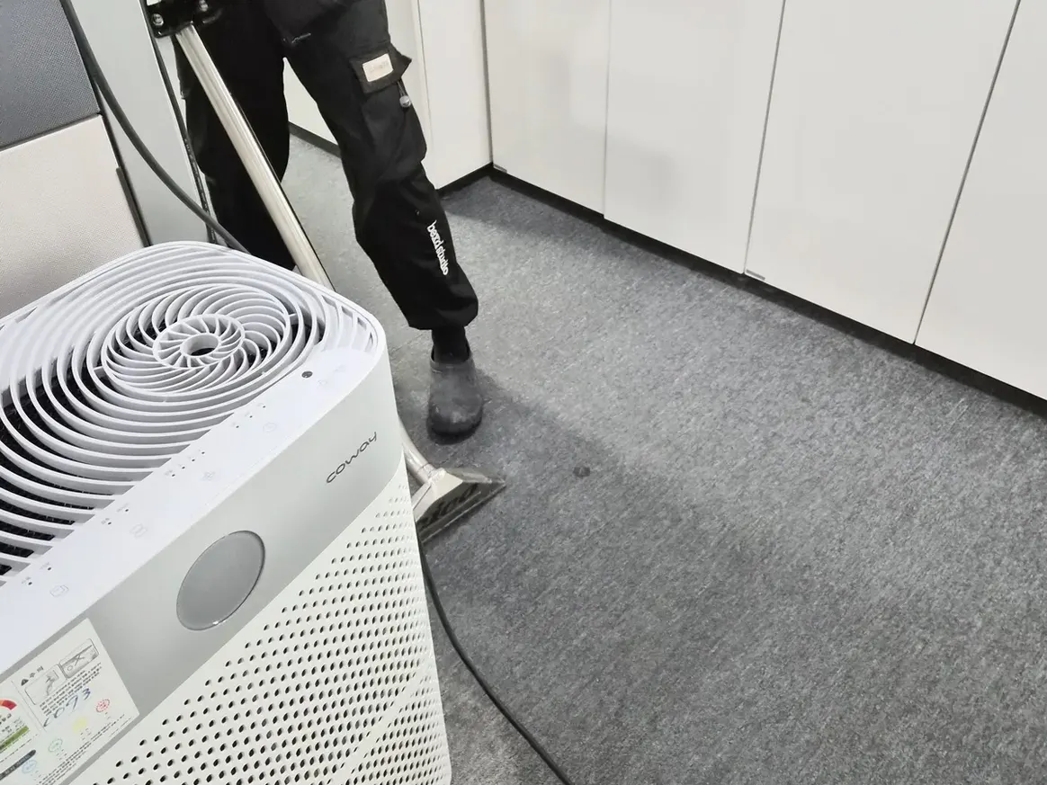 제천시 수산면 사업장 로비·복도 카페트 바닥 위생청소 사례 - 행진크린